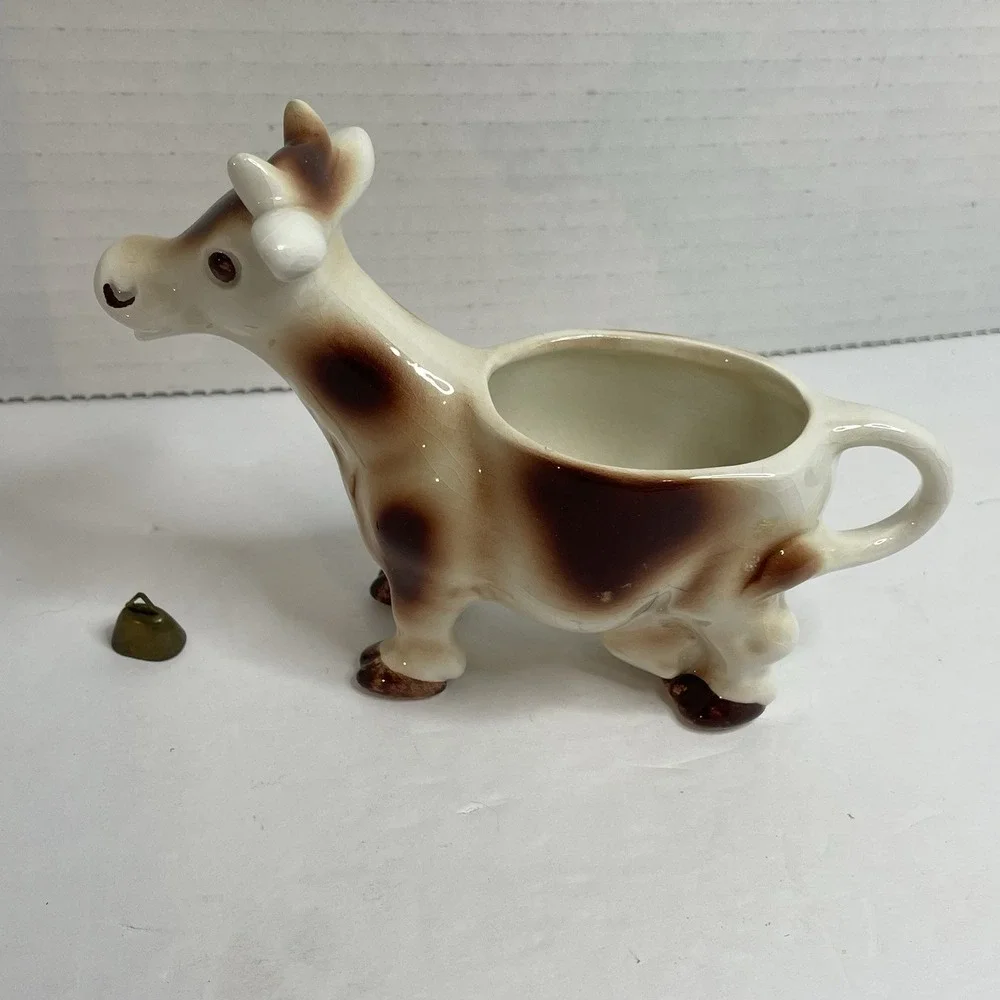 Vintage GOEBEL GERMANY Porcelain Cow Creamer, 5 3/4